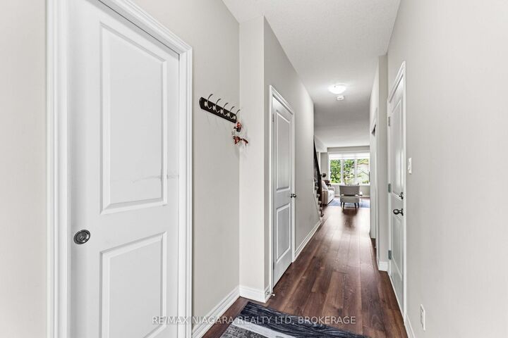 Property Photo: 23B Bloomfield Avenue ON L2P 1W8