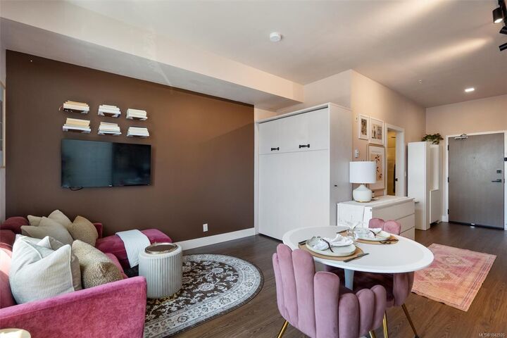 Property Photo: 515 Chatham St #310 BC V8T 0C8