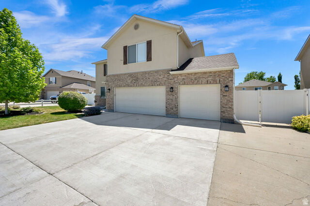 Property Photo: 1771 Beaumont Dr UT 84037