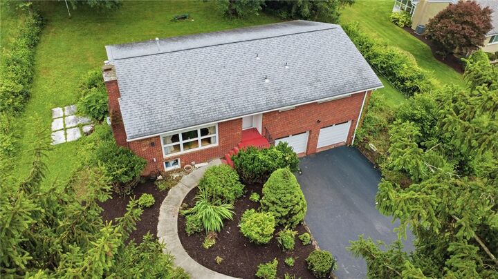 Property Photo:  116 Hidden Valley Road  PA 15317 