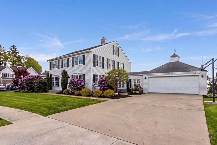 Property Photo: 3700 Sandy Hill Rd PA 15044