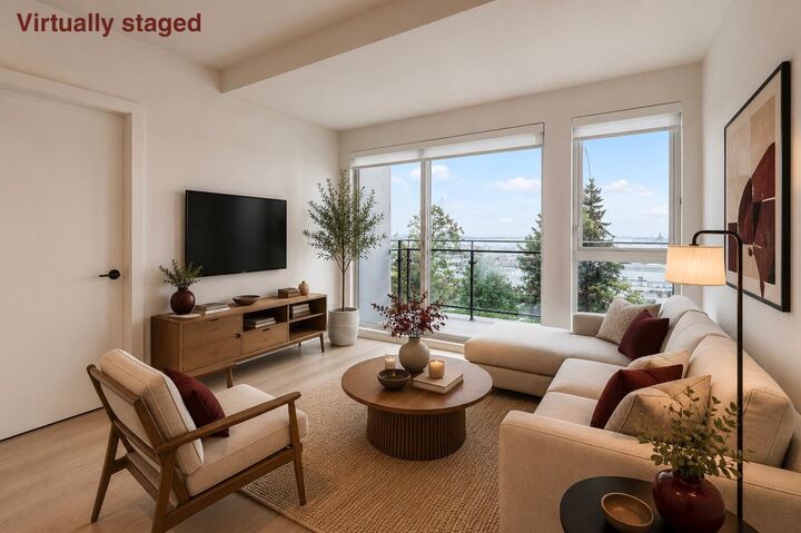 Property Photo:  422 E 3rd Street 557  BC V7L 0K1 