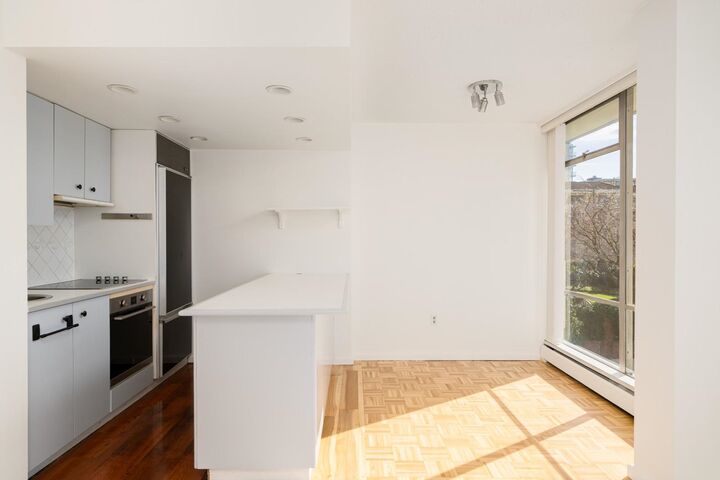 Property Photo:  1534 Harwood Street  BC V6G 1X9 