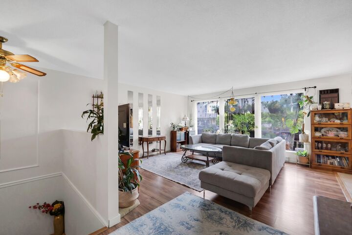 Property Photo: 38397 Buckley Avenue 3 BC V8B 0A6