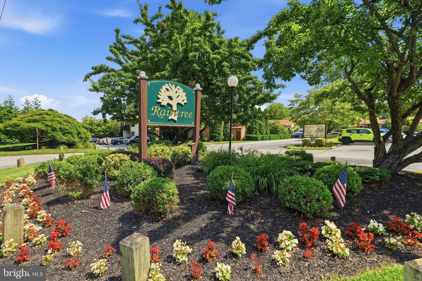 Property Photo: 1401 Raintree Lane 1401 PA 19355