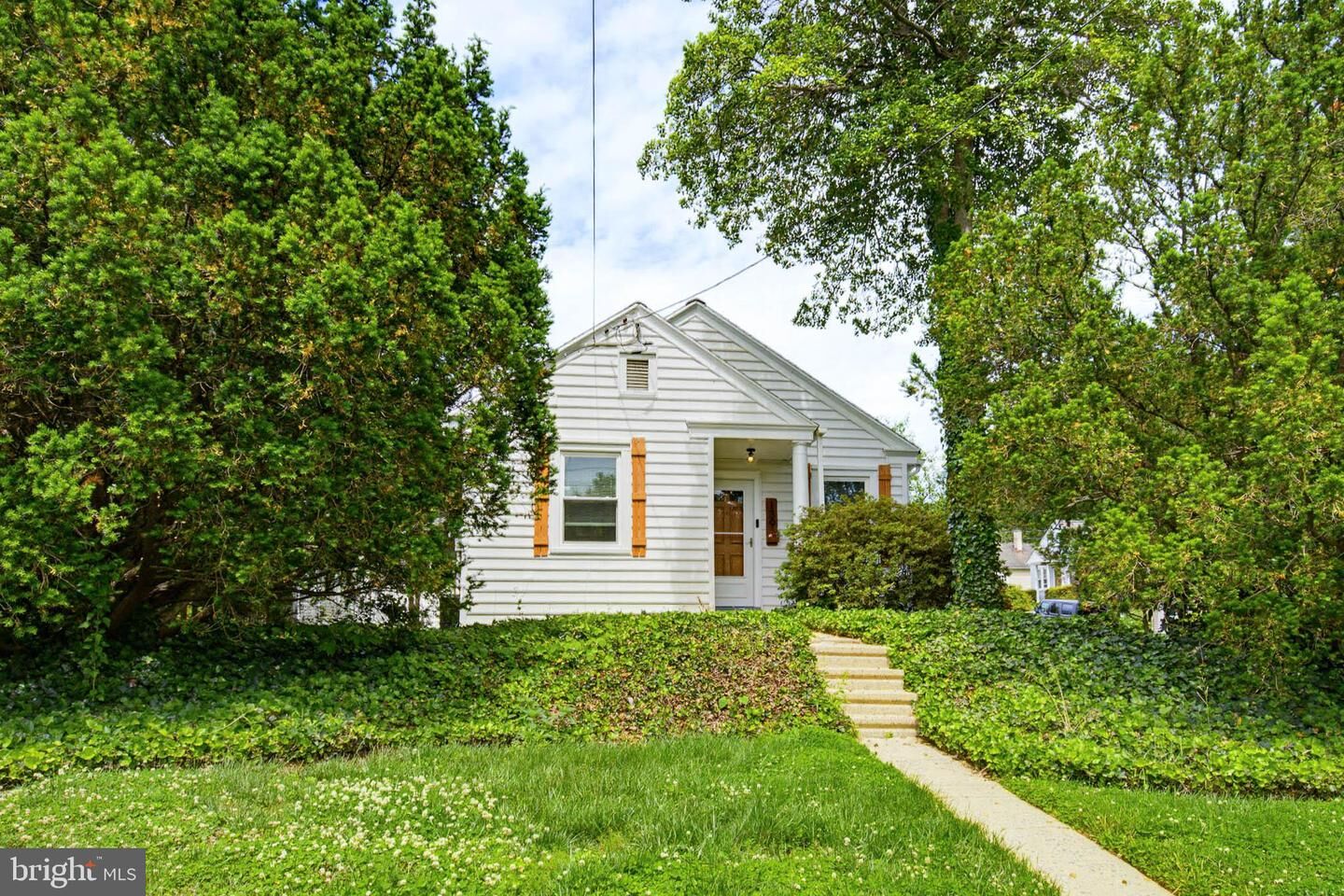 Property Photo: 139 Montrose Avenue PA 17603