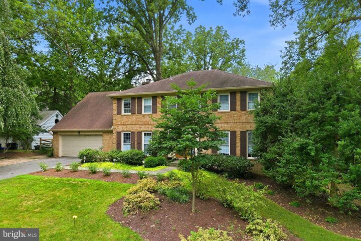 Property Photo:  6224 Mazwood Road  MD 20852 