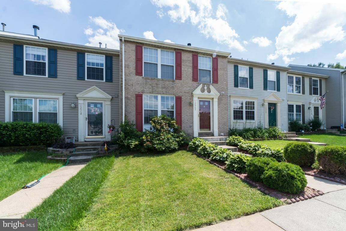 Property Photo: 12962 Augustus Court VA 22192