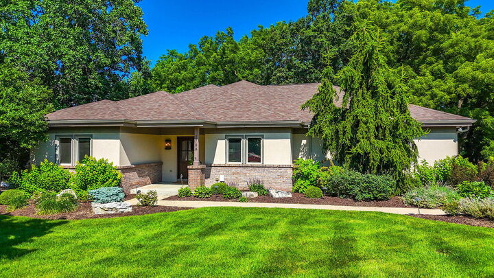 Property Photo: 1709 Glenbrook Ct MO 65203