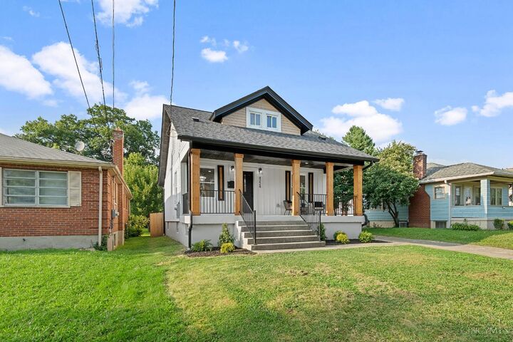 Property Photo: 4224 North Avenue OH 45236