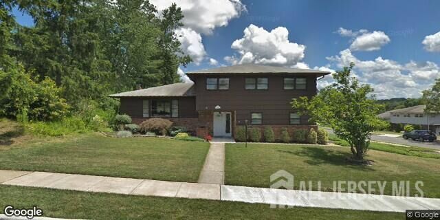 Property Photo:  52 Embroidery Street  NJ 08872 
