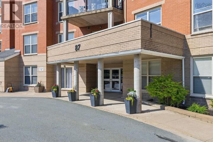 Property Photo: 87 Pebblecreek Crescent 111 NS B2W 0J9