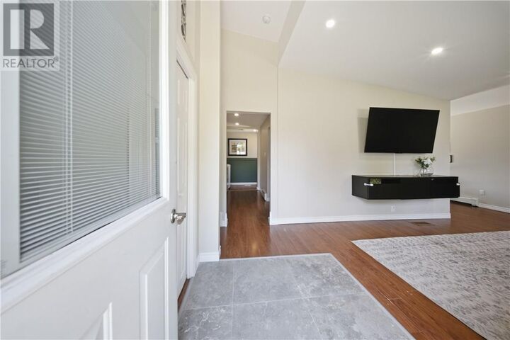 Property Photo:  4427 Laura Street  ON P3P 1M9 