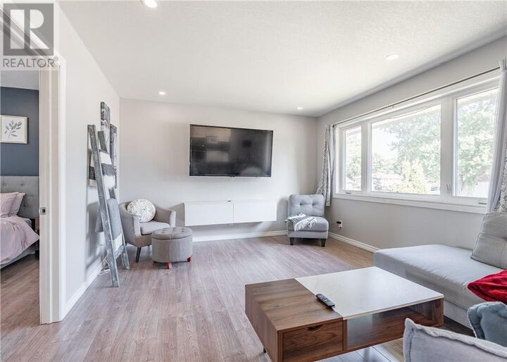 Property Photo: 4483 Hector Crescent ON P3P 1B6