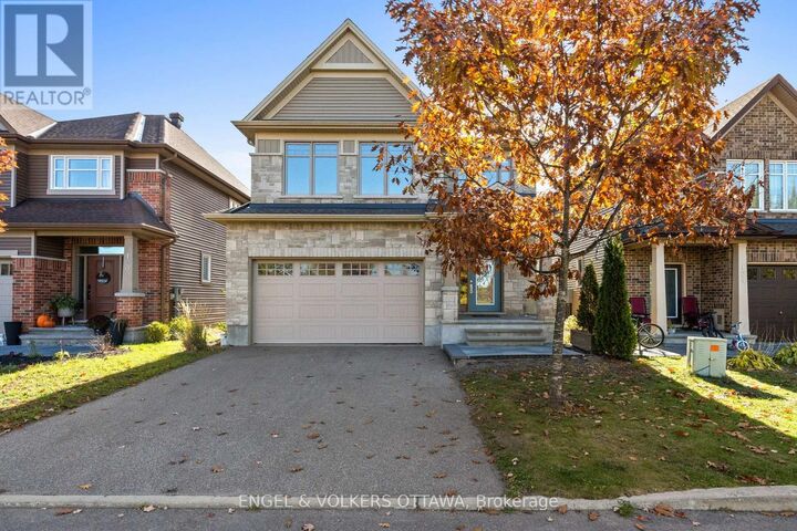 Property Photo: 122 Helen Rapp Way ON K1T 0N4