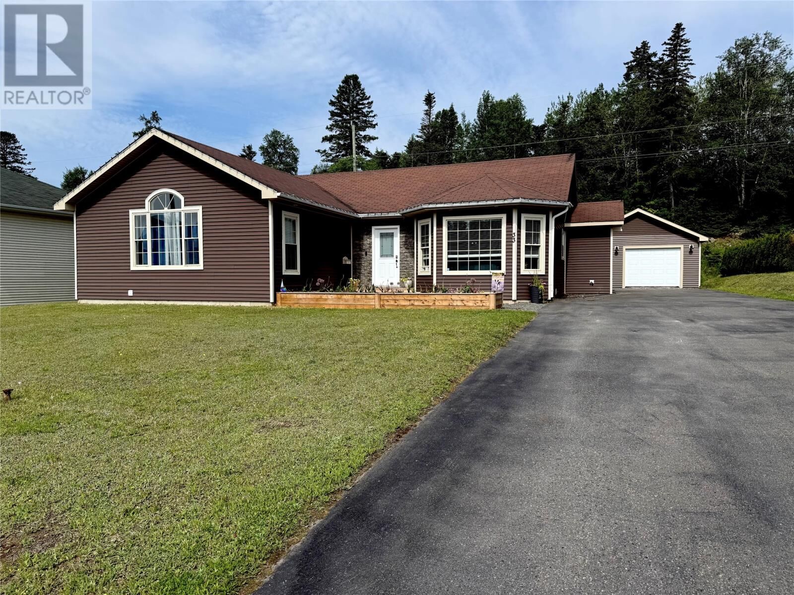 Property Photo: 33 Harmsworth Drive NL A2A 2Y7