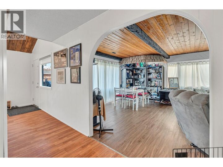 Property Photo: 11801 Sinclair Road 101 BC V0H 1Z8