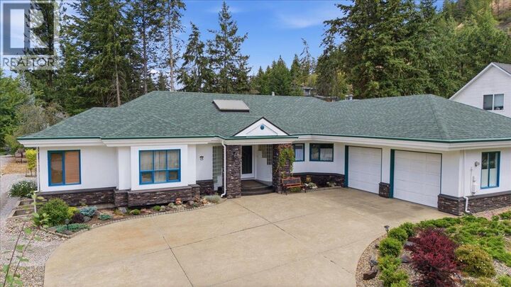 15 Farchant Way — photo 1