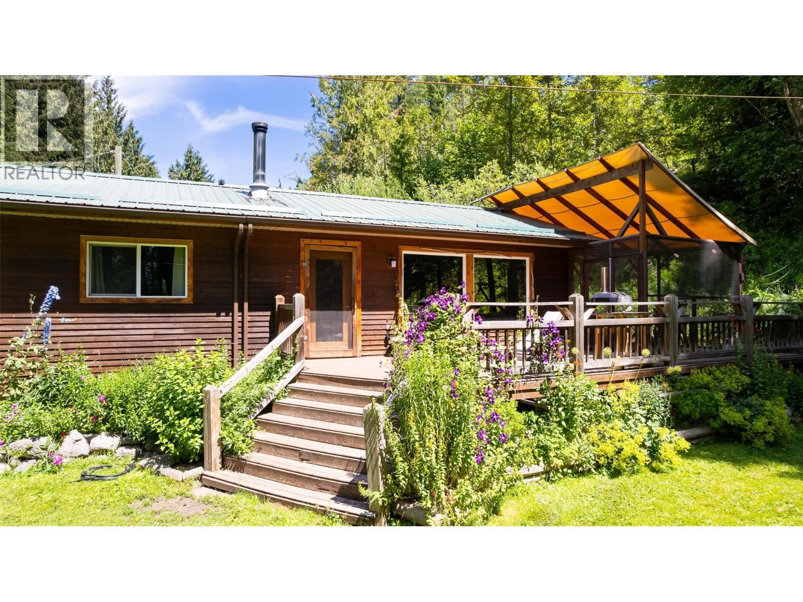 Property Photo: 5520 Duck Creek Road BC V0B 2N2