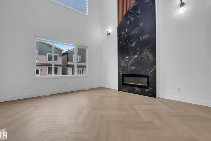 3604 44 Avenue — photo 1