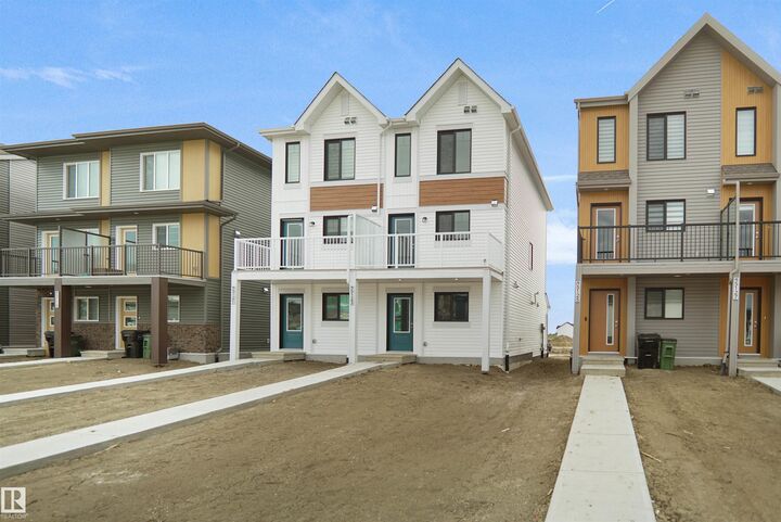 Property Photo: 5123 River's Edge Way NW AB T6M 3B6