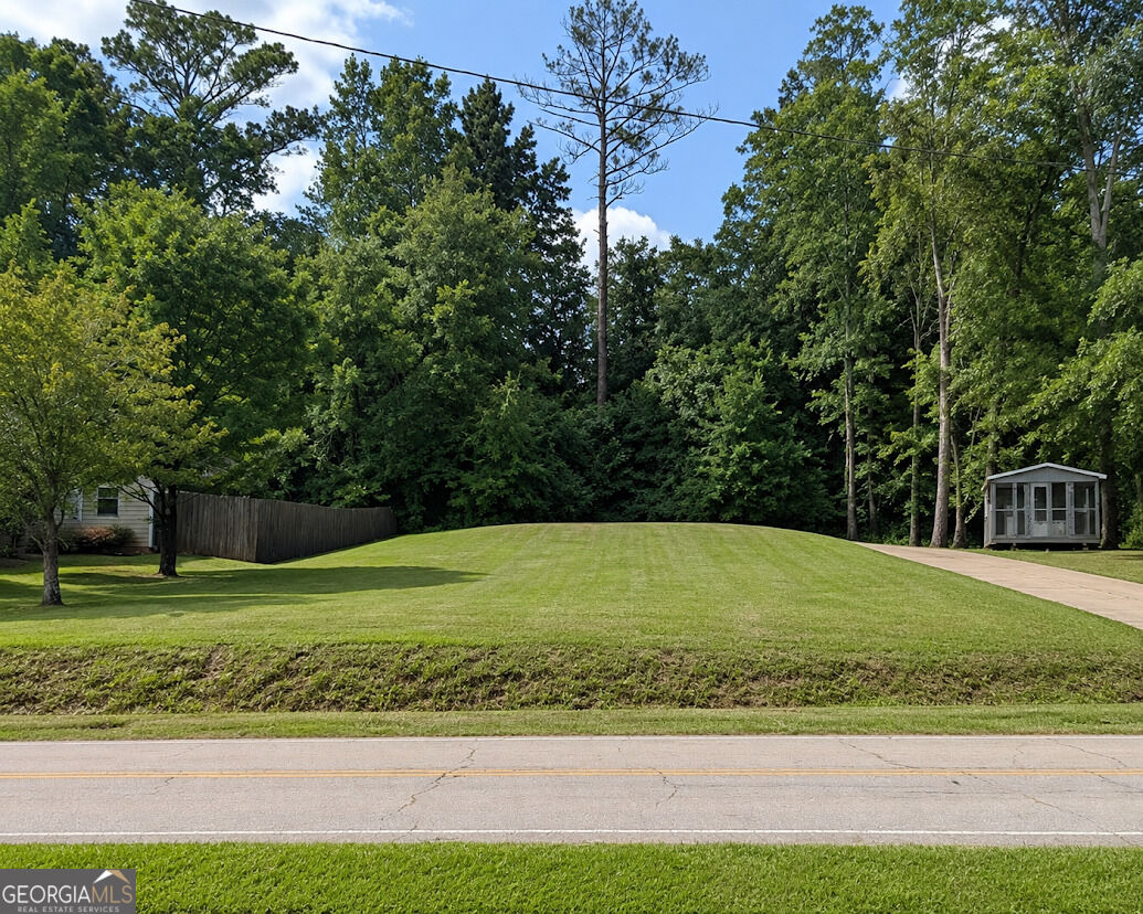 Property Photo: 252 Old Bremen Road GA 30117