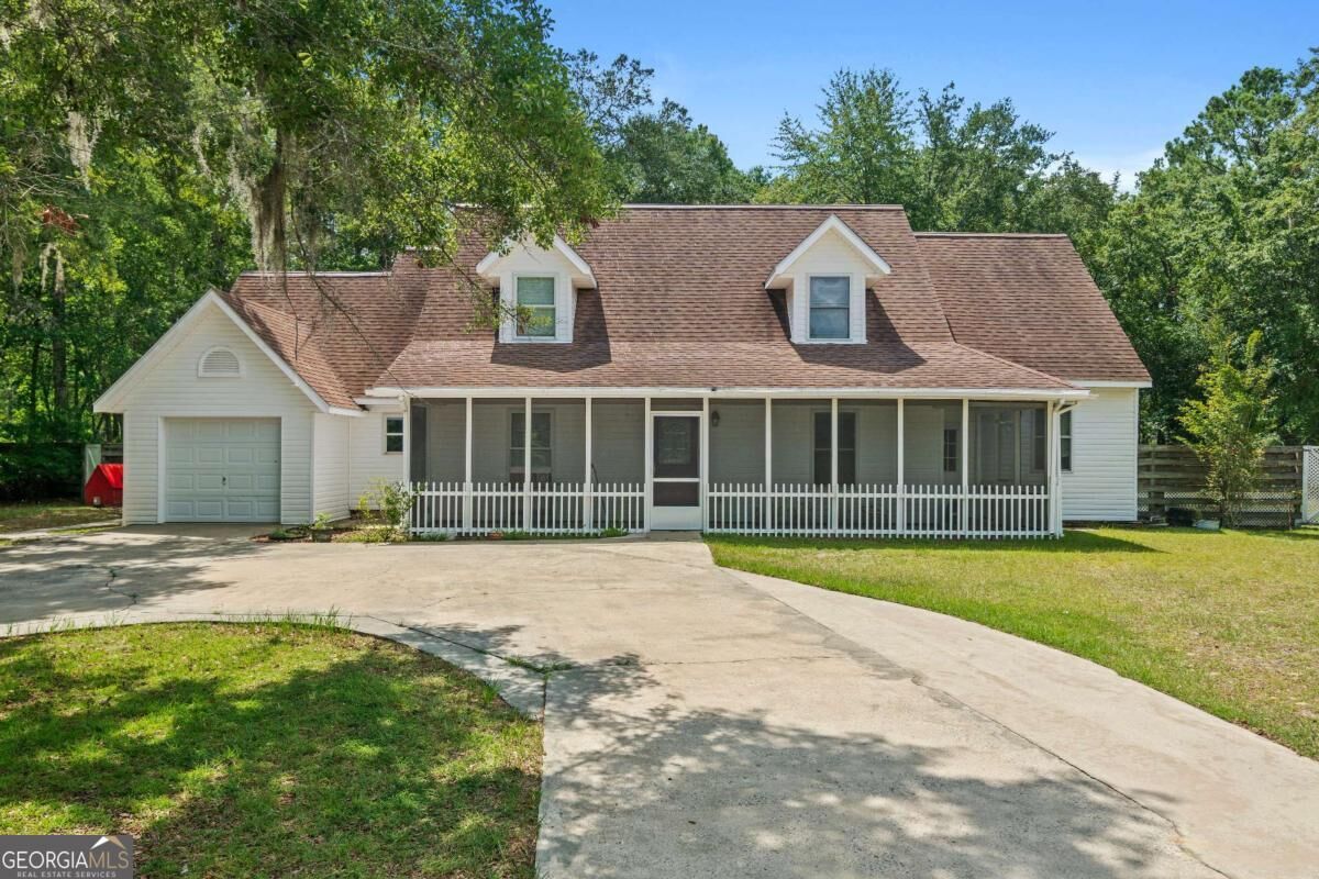 Property Photo:  157 Ole Oak Road  GA 31301 