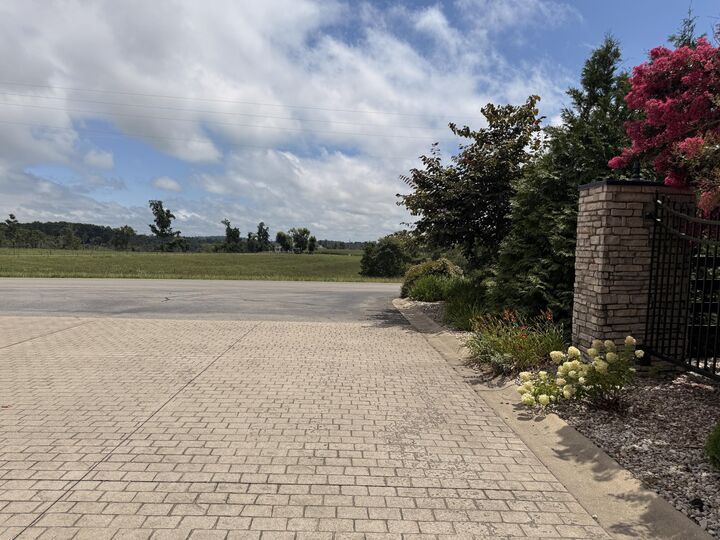 Property Photo: 128 Wedge Way KY 42642