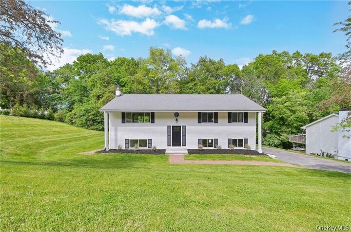 Property Photo: 26 Kendell Drive NY 12590