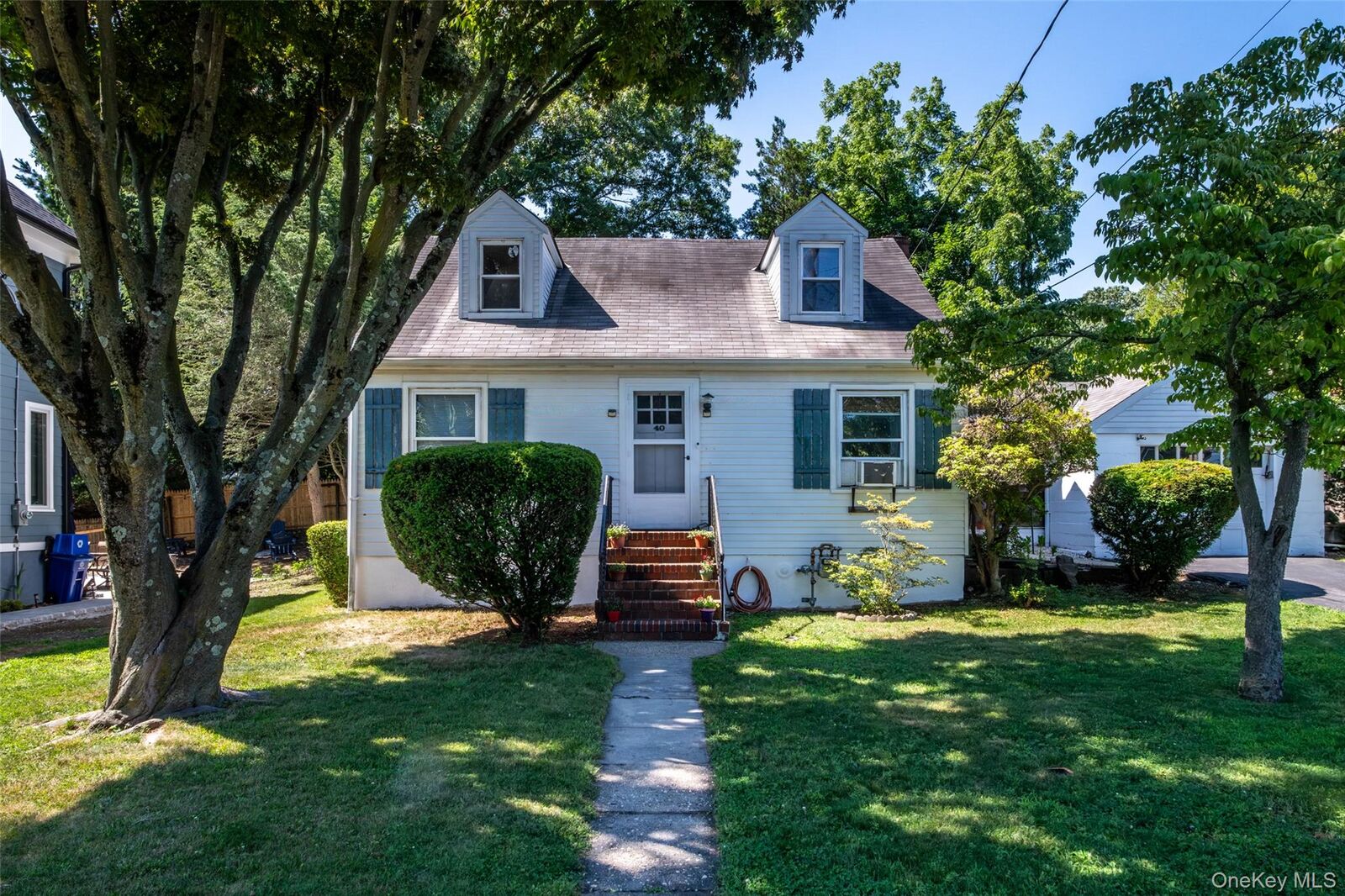 Property Photo: 40 Florence Avenue NY 10522