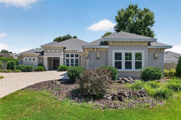 Property Photo:  10407 SW 26th Place  FL 32608 