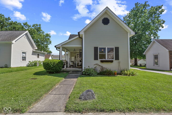 Property Photo:  381 W Pearl Street  IN 46142 