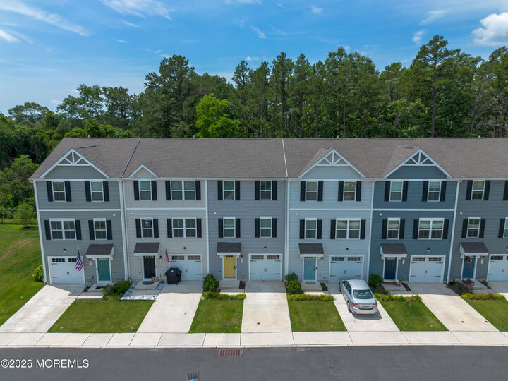 Property Photo:  503 Cyprus Court  NJ 08731 