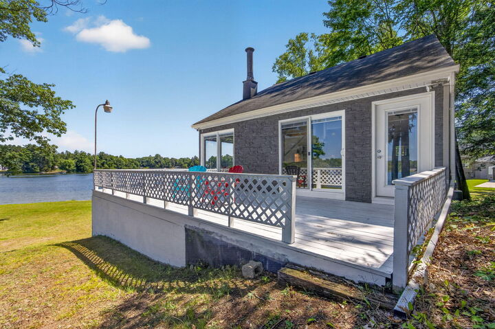 Property Photo:  8664 Lynwood Lane  MI 49332 