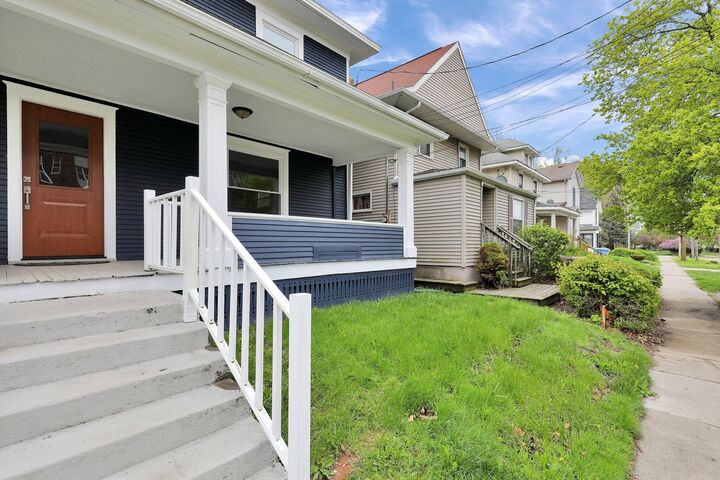 Property Photo:  505 W Lenawee Street  MI 48933 