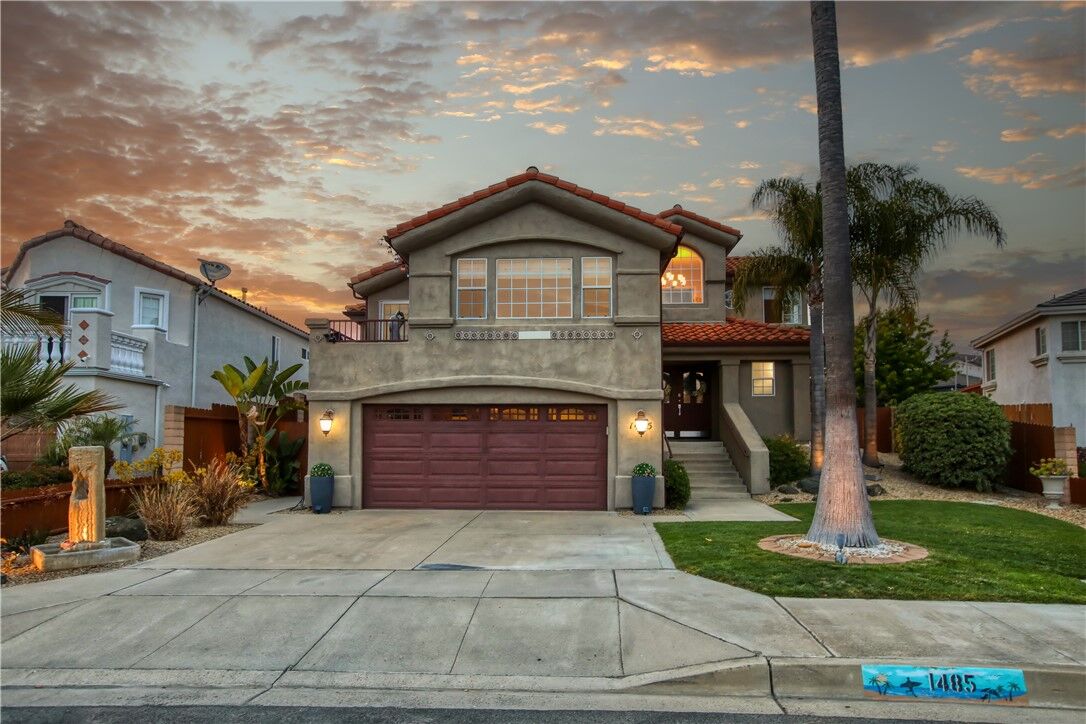Property Photo:  1485 Del Mar  CA 93433 