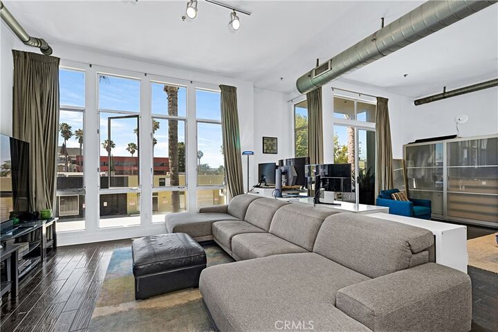 Property Photo:  13320 Beach 203  CA 90292 
