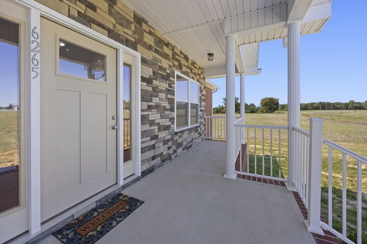 Property Photo:  6265 McMinnville Hwy  TN 37166 