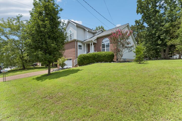 Property Photo: 3789 Waterford Way TN 37013