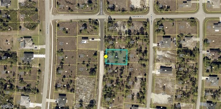 Property Photo:  1061 Portland Avenue S  FL 33974 