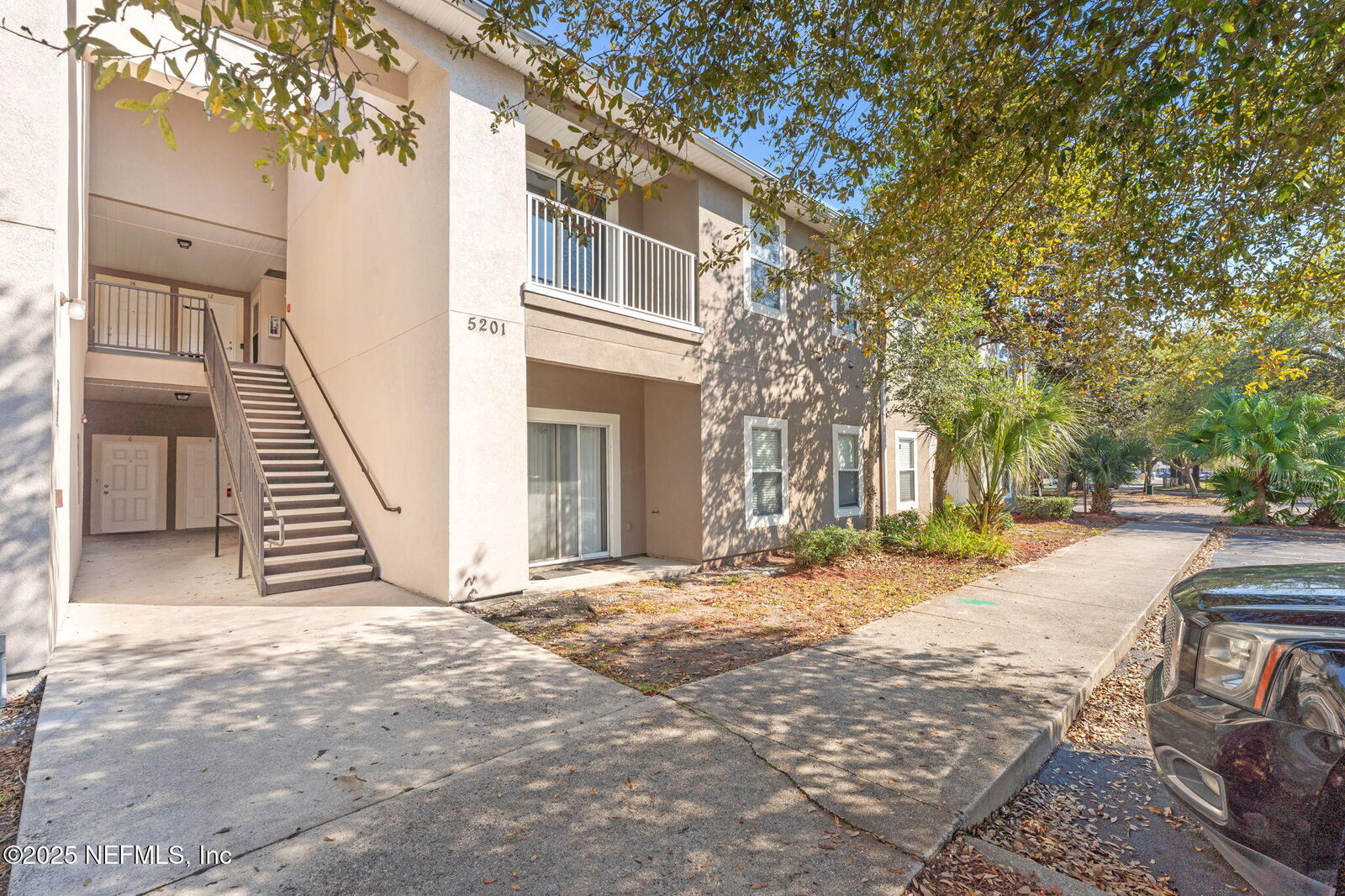 Property Photo: 5201 Playpen Drive 8-11 FL 32210