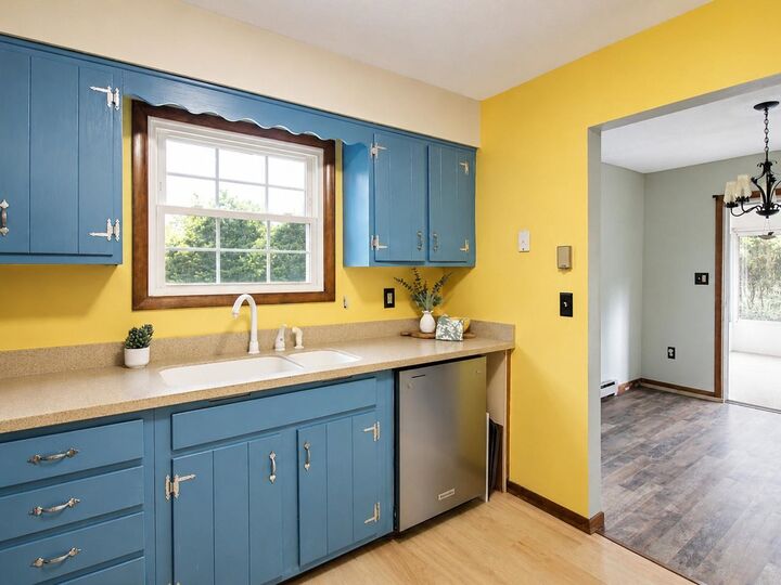 Property Photo: 16 Pinehurst Drive VT 05465