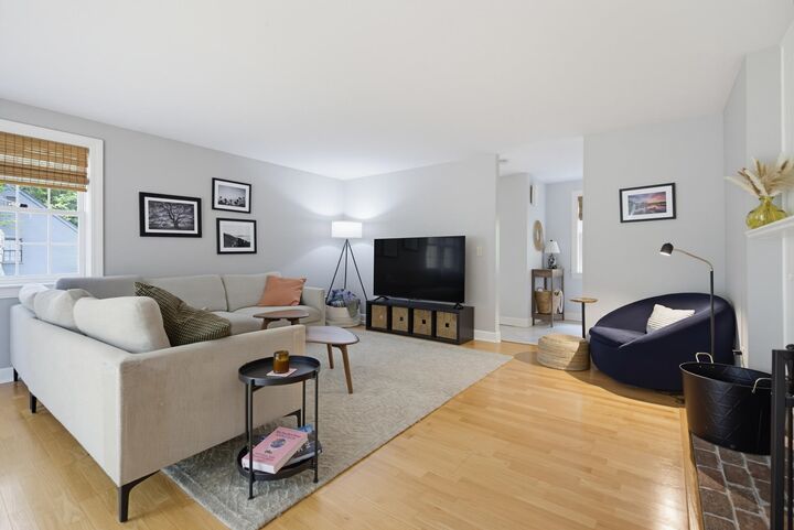 Property Photo:  2 Coach Road  NH 03833 