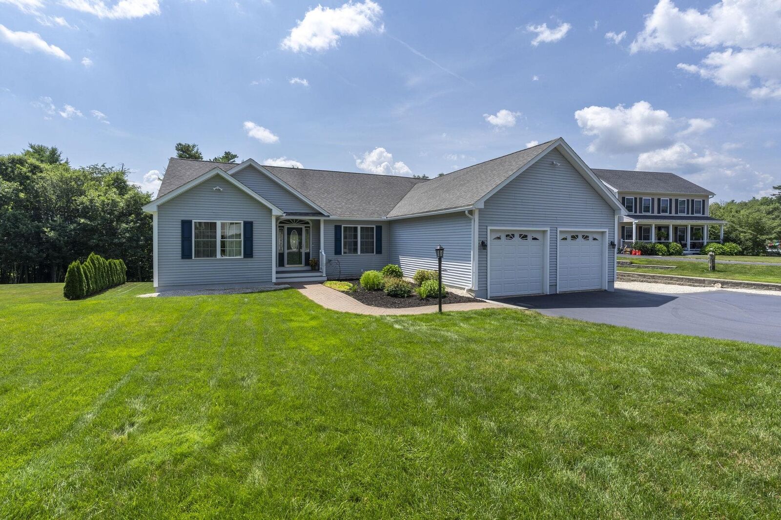 Property Photo:  9 Rae Brook Road  NH 03106 