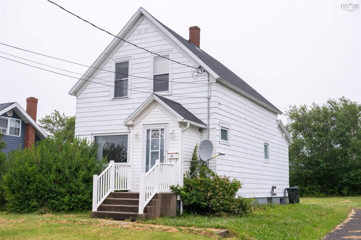 Property Photo:  31 Hickman Street  NS B1A 2X8 
