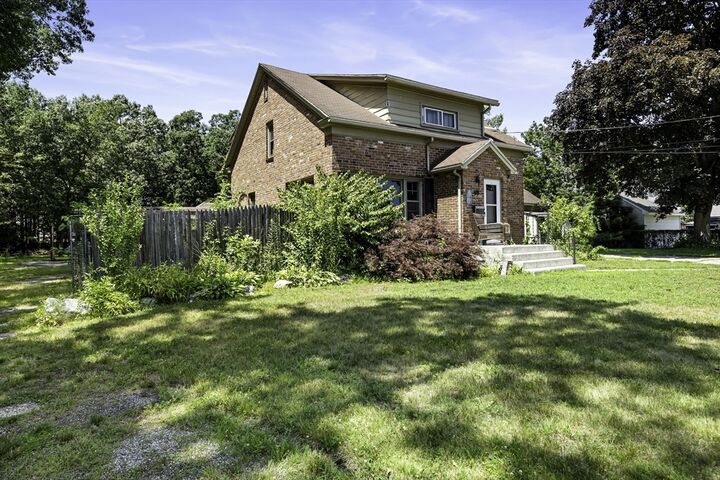 Property Photo: 69 Worthington St MA 01020