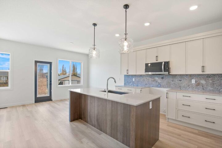 Property Photo: 32 Sunrise Crescent N AB T0M 2A0