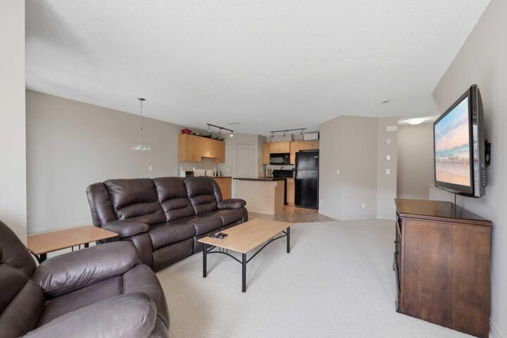 18 Auburn Bay Common SE — photo 1