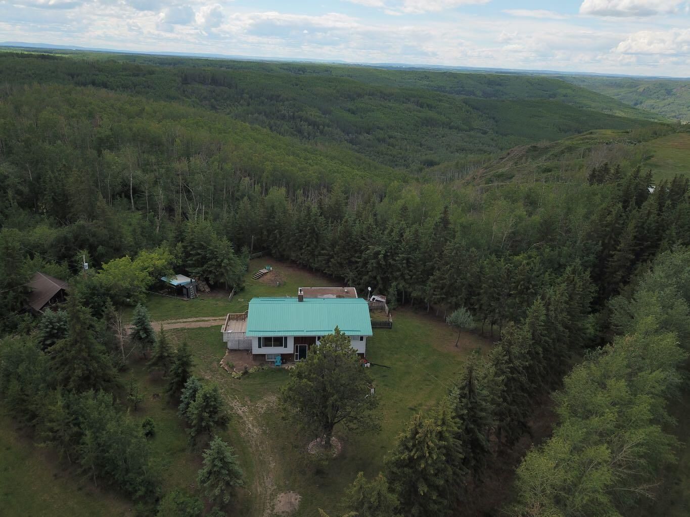 Property Photo: 81154 124 Range AB T0H 0A1