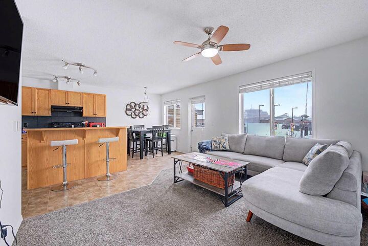 Property Photo: 800 Yankee Valley Boulevard SE 102 AB T4A 2L1